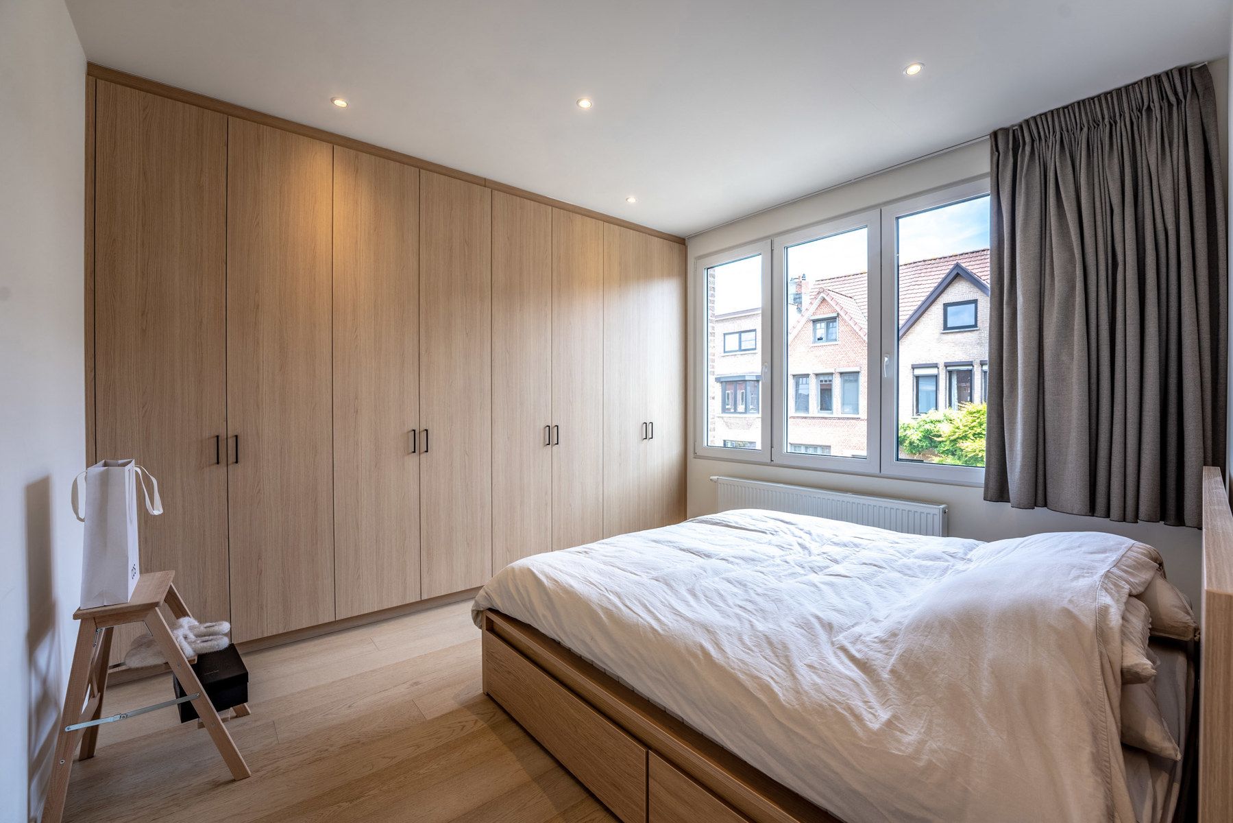 Instapklare woning met 3 slaapkamers, 2 badkamers en tuin! foto 14