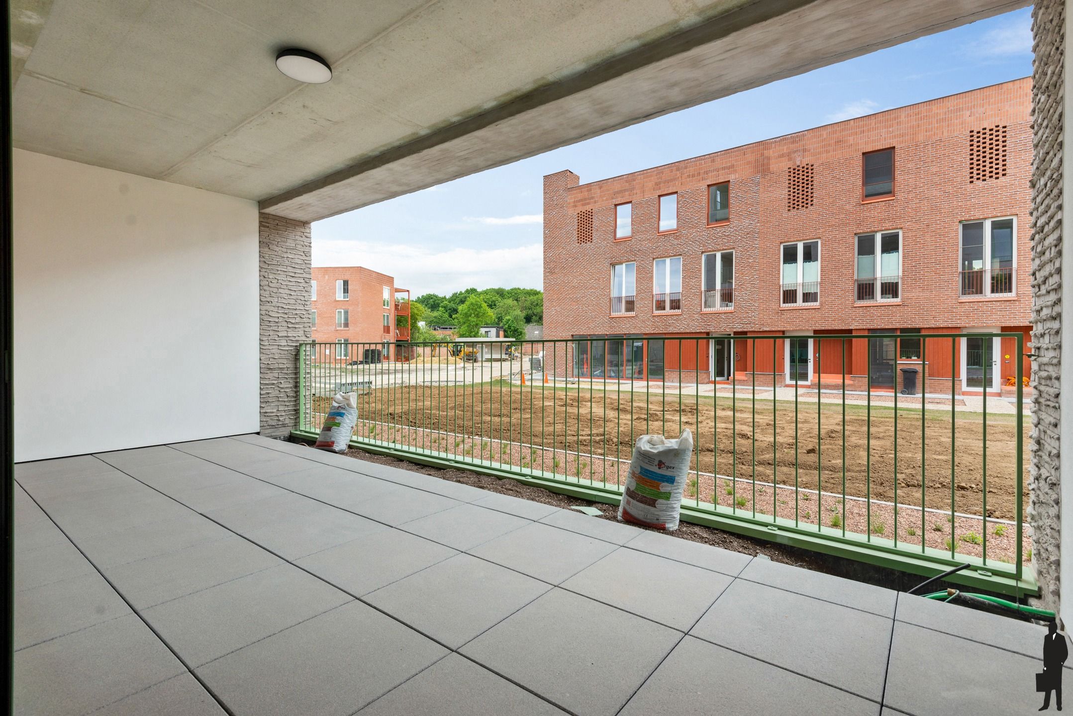 GLVL appartement met 2 slpks, ruim terras en autostaanplaats foto 11