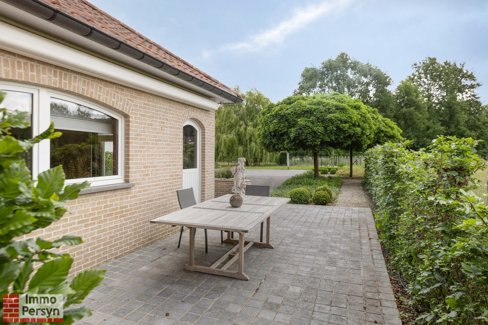 Charmante Spaanse villa met grote tuin en ondergrondse garage foto 28