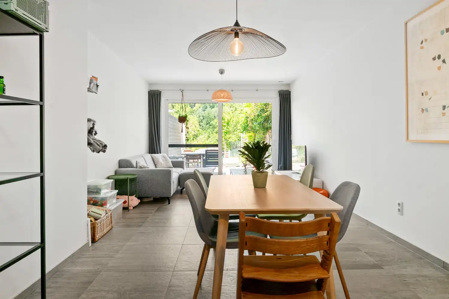 Rijwoning met 3 slpkrs en prachtige tuin foto 4
