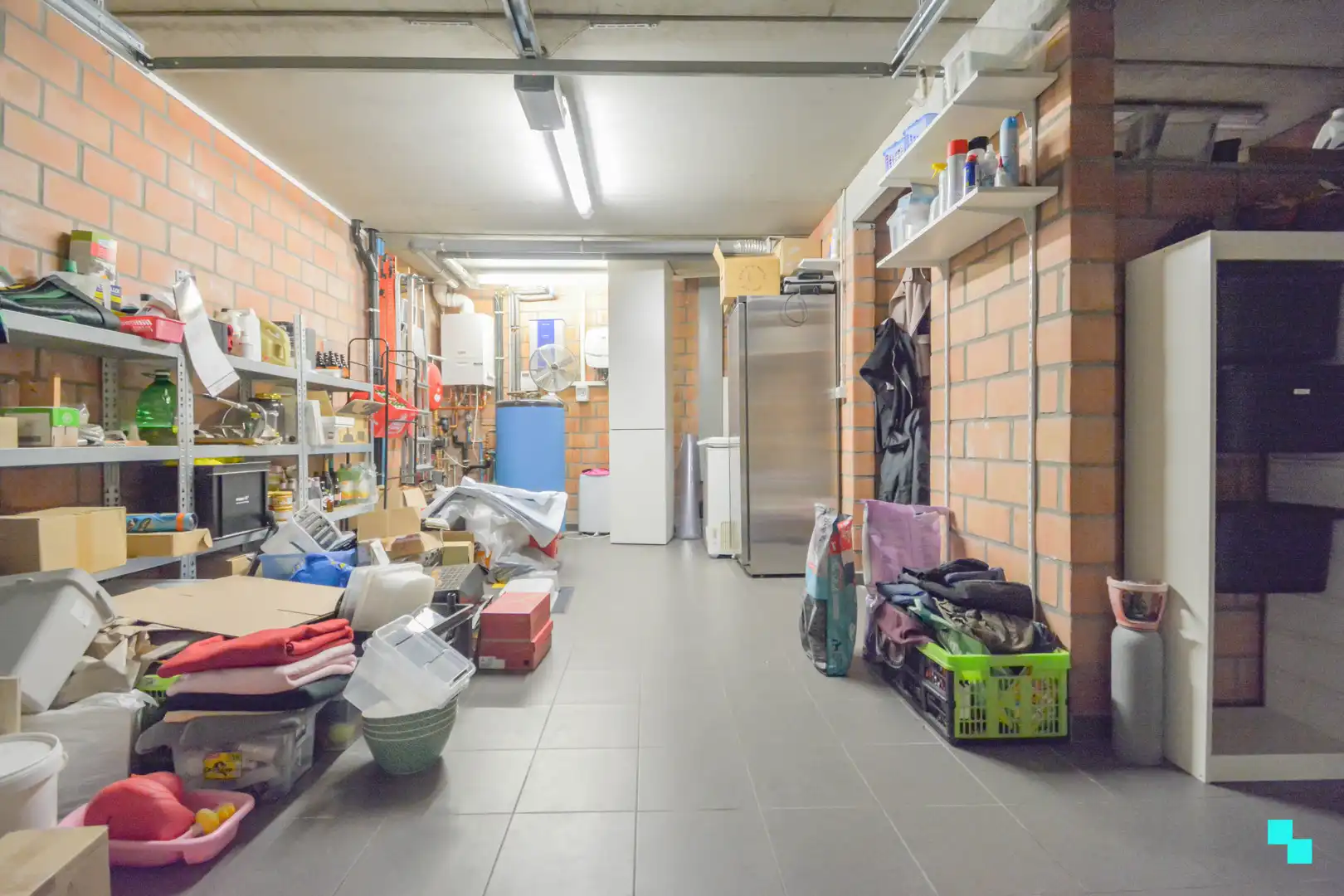 Bijzonder lichtrijke, moderne woning met zwembad te Izegem foto 31