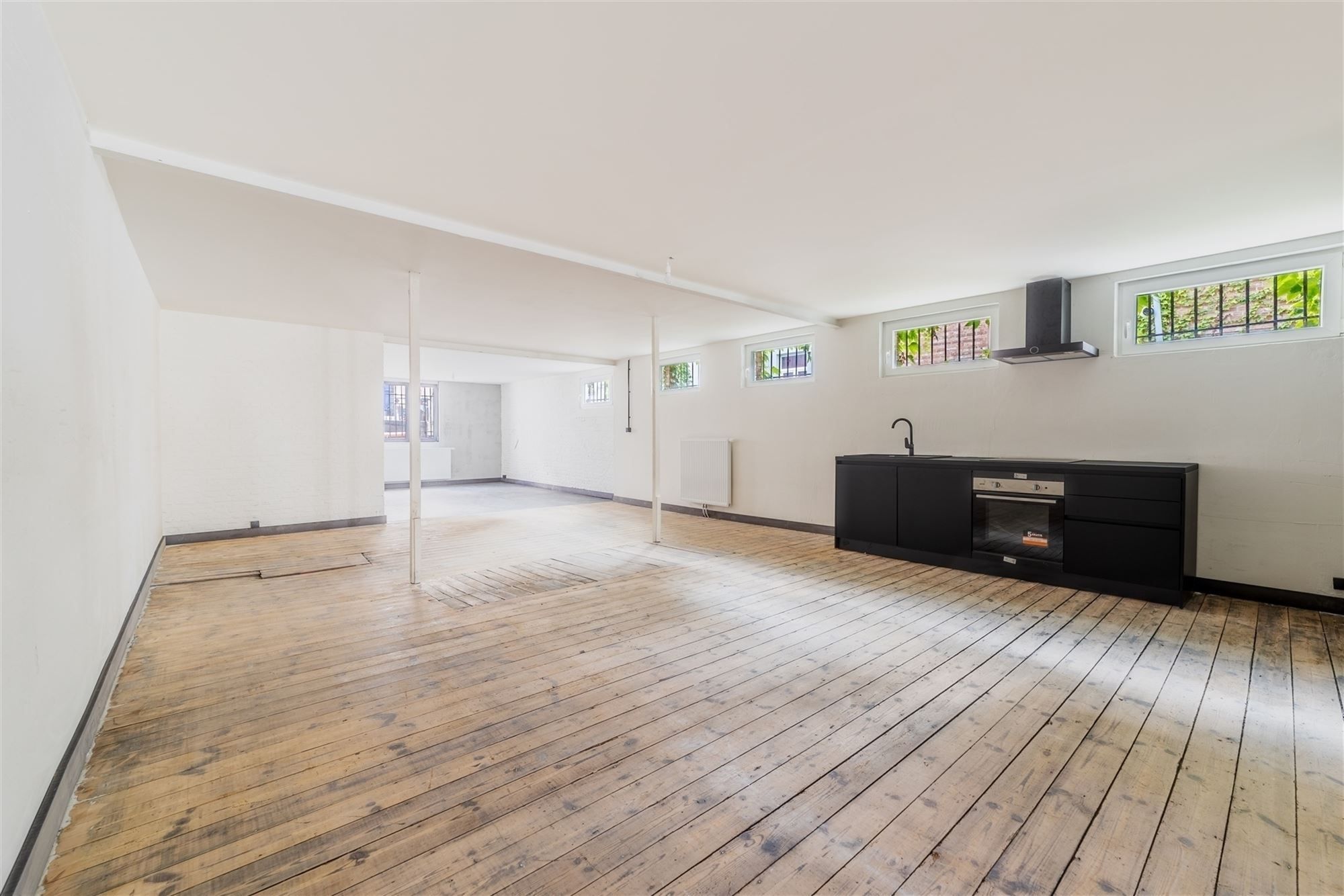 Atelier / polyvalente ruimte met loftallure foto 3