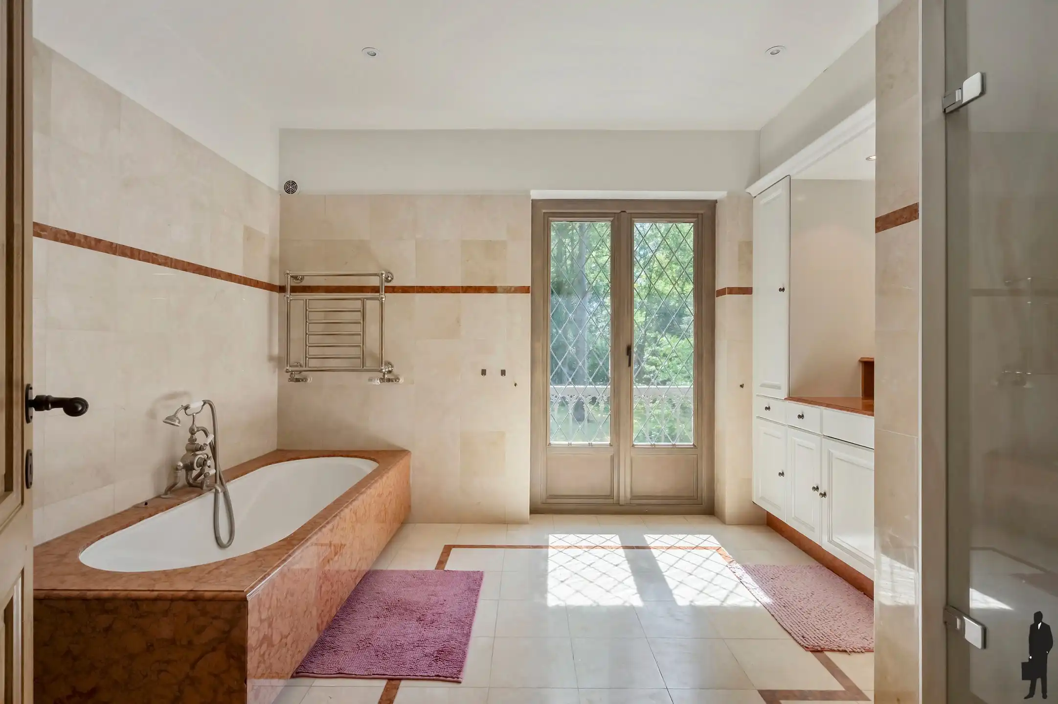 Karaktervolle villa met binnenzwembad in de "Lint" foto 30