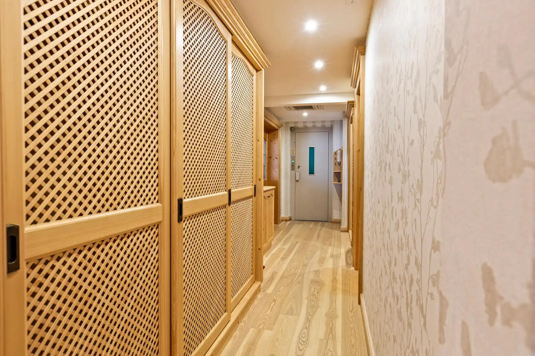 Appartement te huur foto 6