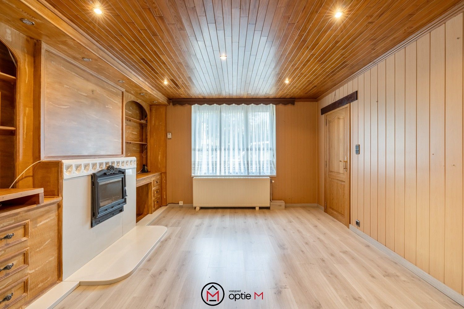 Ruime woning met garage en zonnepanelen foto 7