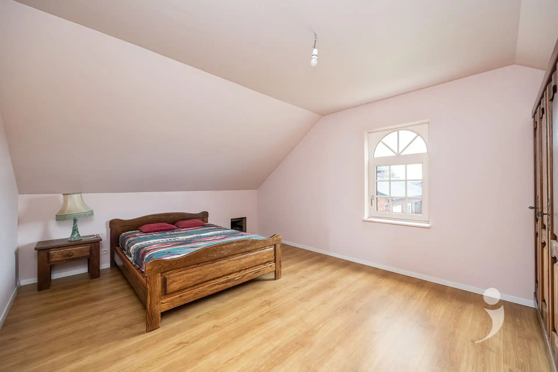 Instapklare woning met grote tuin en zicht op de velden! foto 19