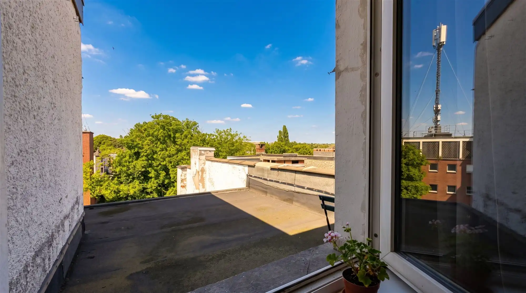 Charmant dakappartement met prachtig uitzicht. foto 7