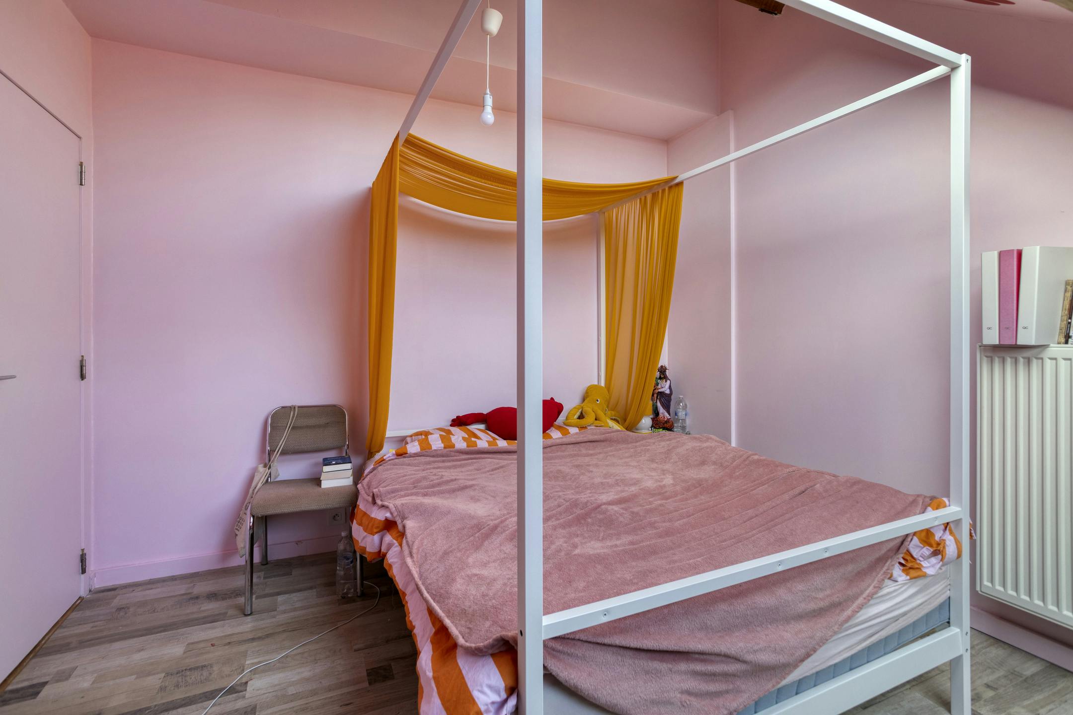 Authentiek gerenoveerd herenhuis in centrum Grobbendonk foto 9