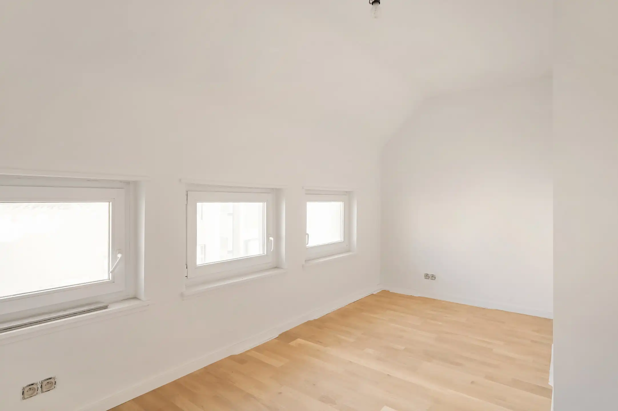 Gerenoveerde triplex in het centrum! foto 11