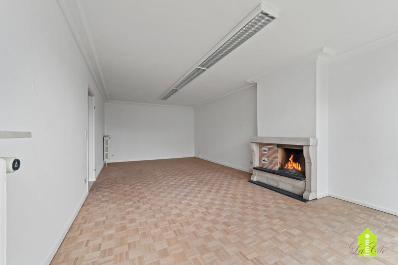 Sint-Andries, Energiezuinig lichtrijk prachtig appartement , 90m2  2 slpks en 2 zonnebalkons foto 5