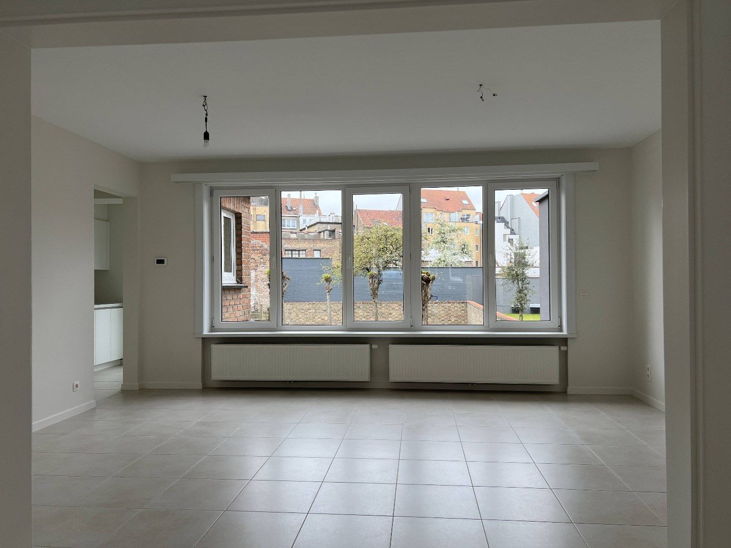 Instapklaar appartement met tuin - INTERBELLUMWIJK foto 9