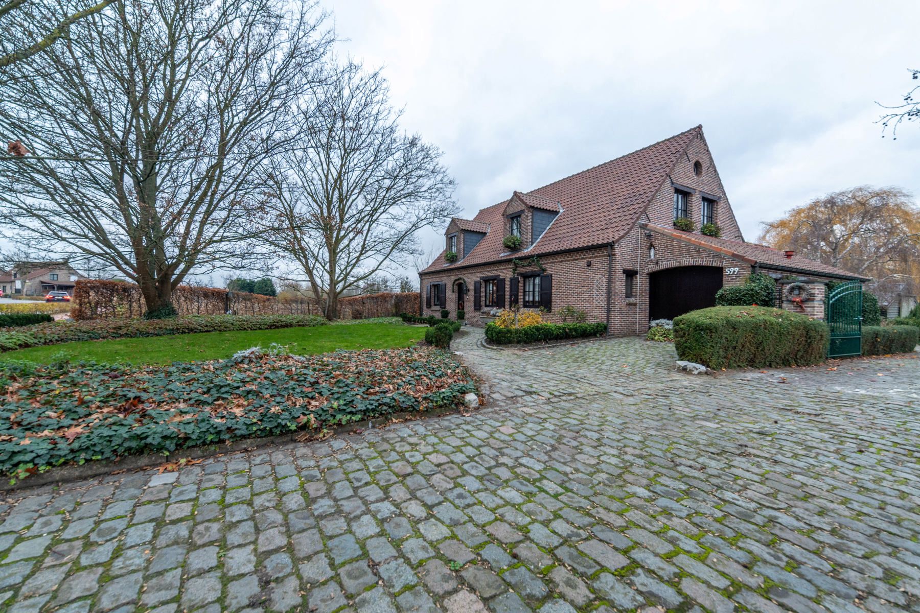 Landelijke woning met zicht op groen te Schelle. foto {{pictureIndex}}