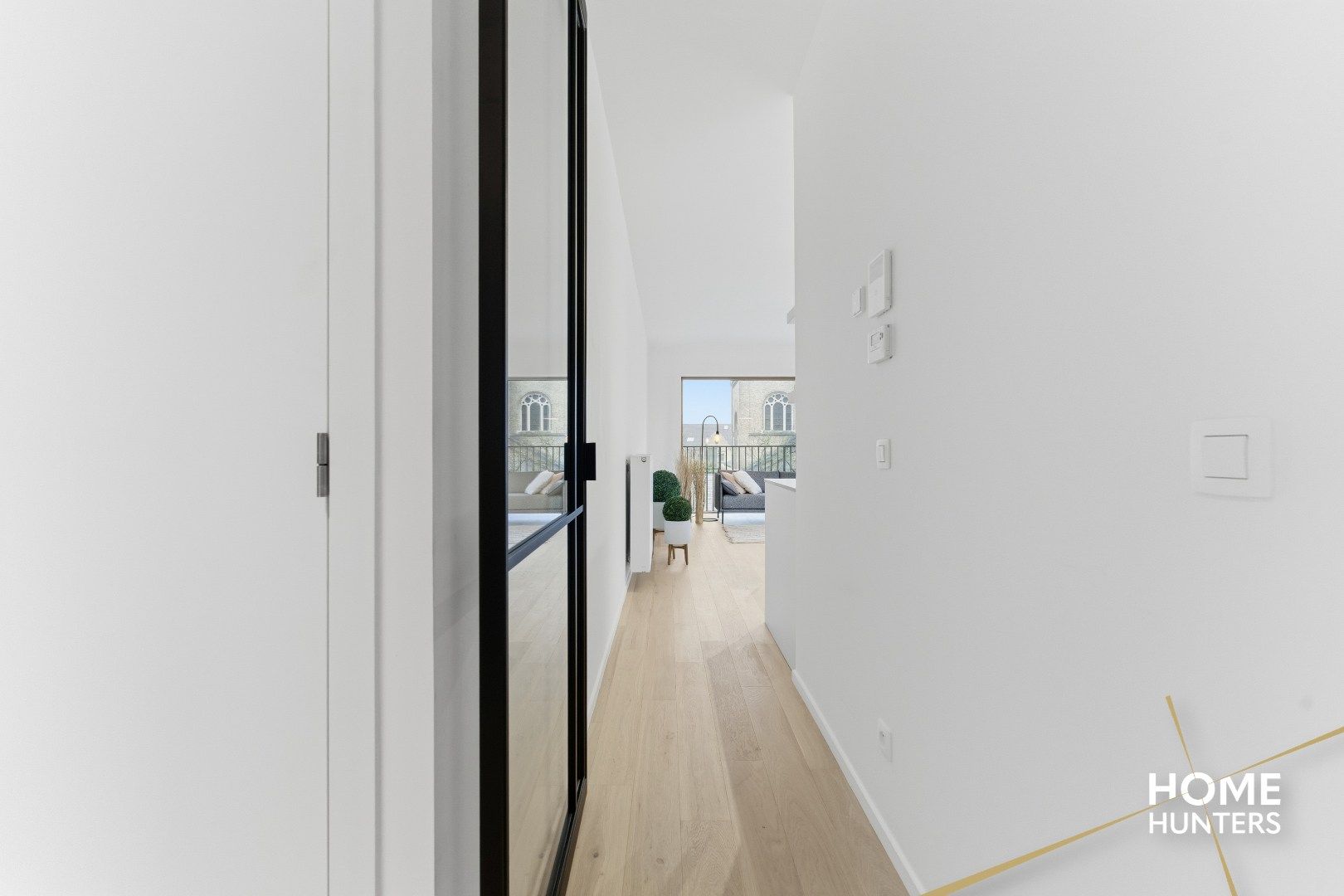 Luxe nieuwbouwappartement met ruim terras van maar liefst 36 m² foto 3