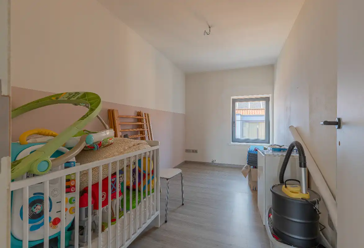 Multifunctioneel pand met praktijkruimte en instapklaar duplexappartement foto 17