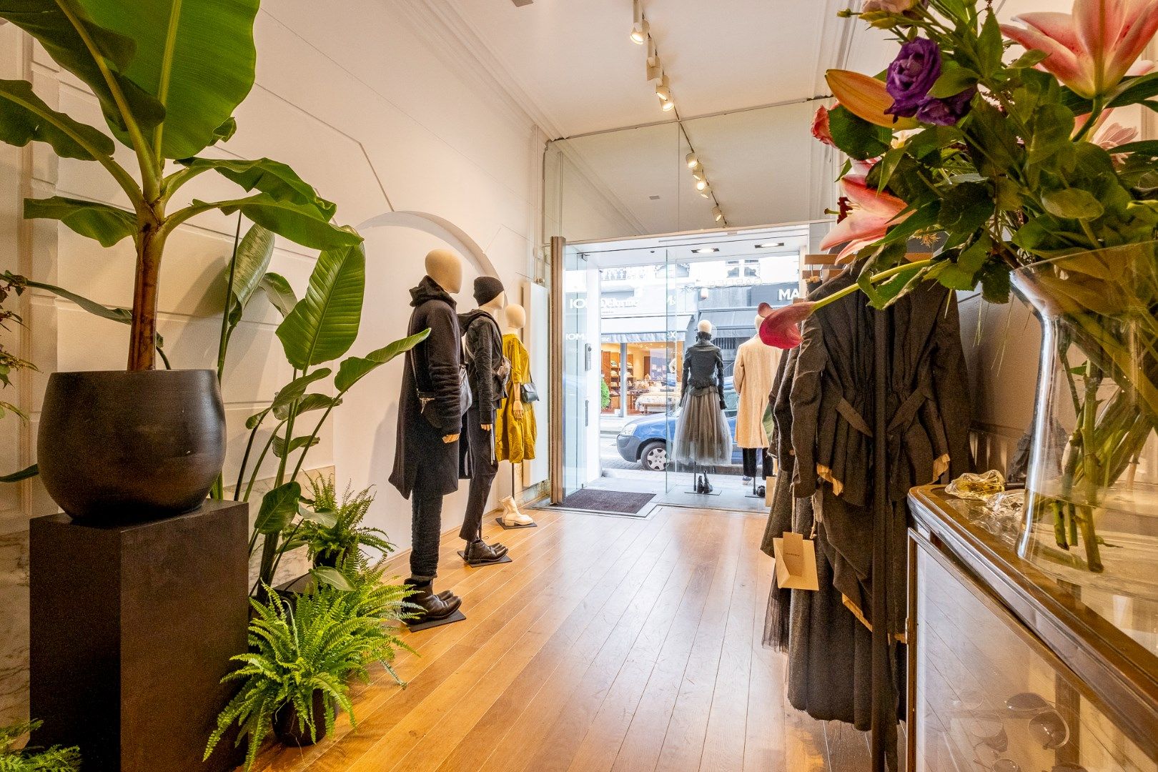 Prachtige winkel te huur foto 7