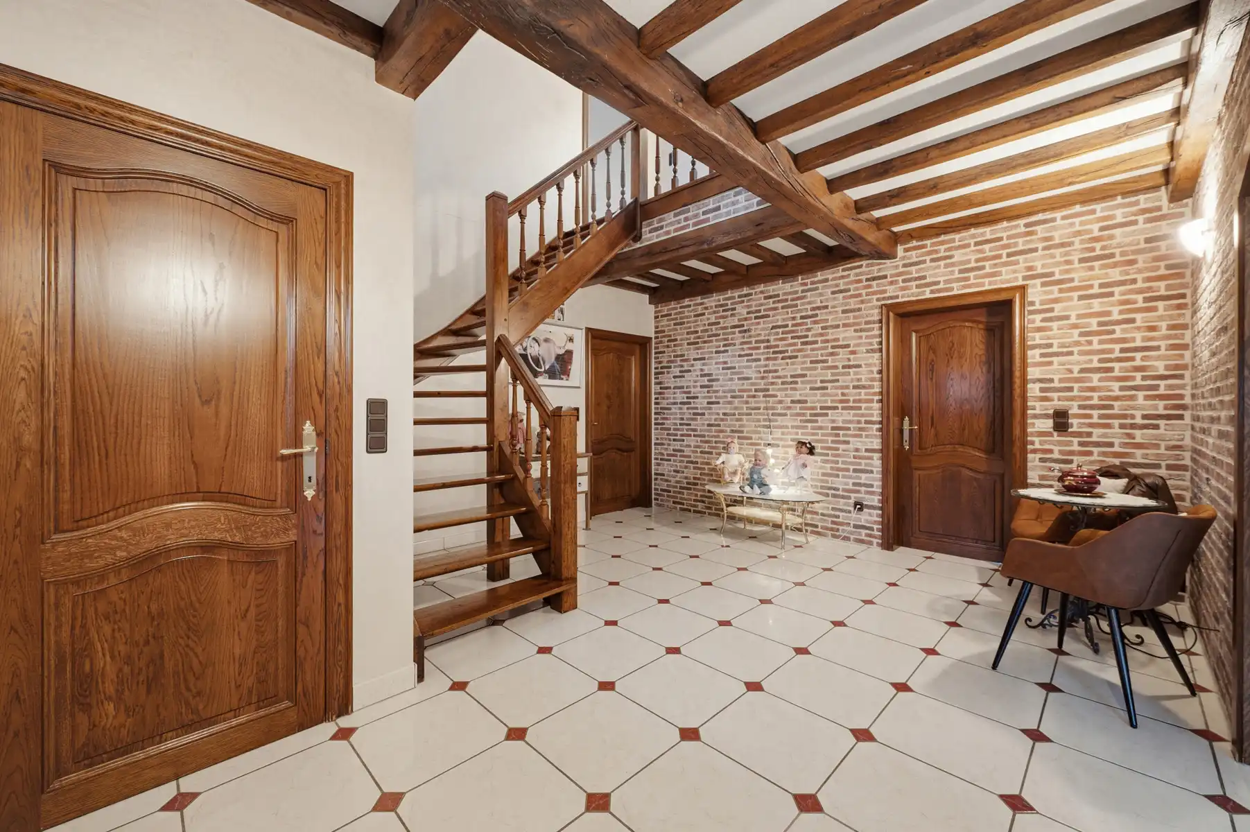 Villa van 329m² met 4 slpk op 1583m² te ITEGEM foto 4