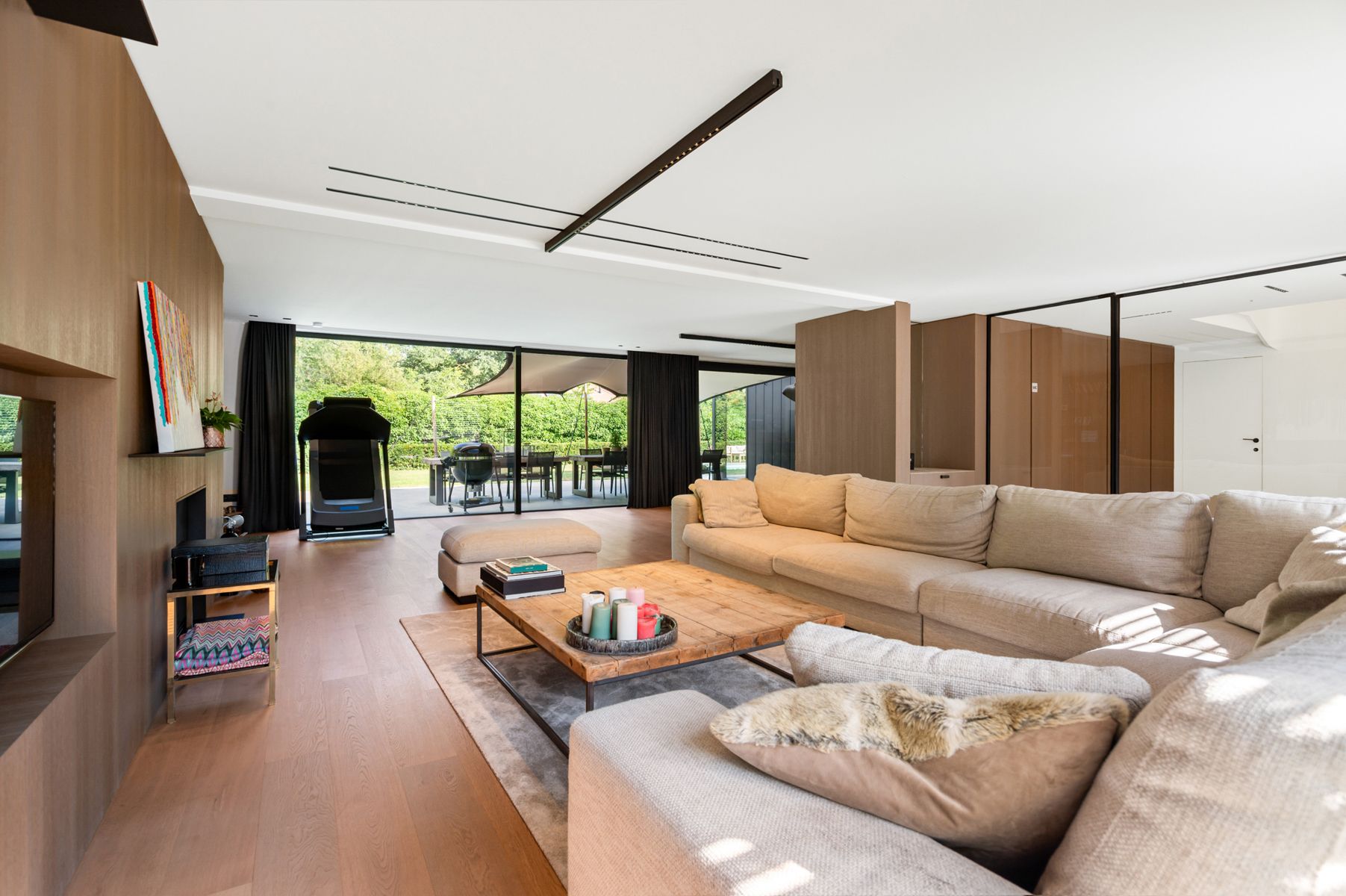 Stijlvol gerenoveerde villa in Koningshof Schoten foto 5