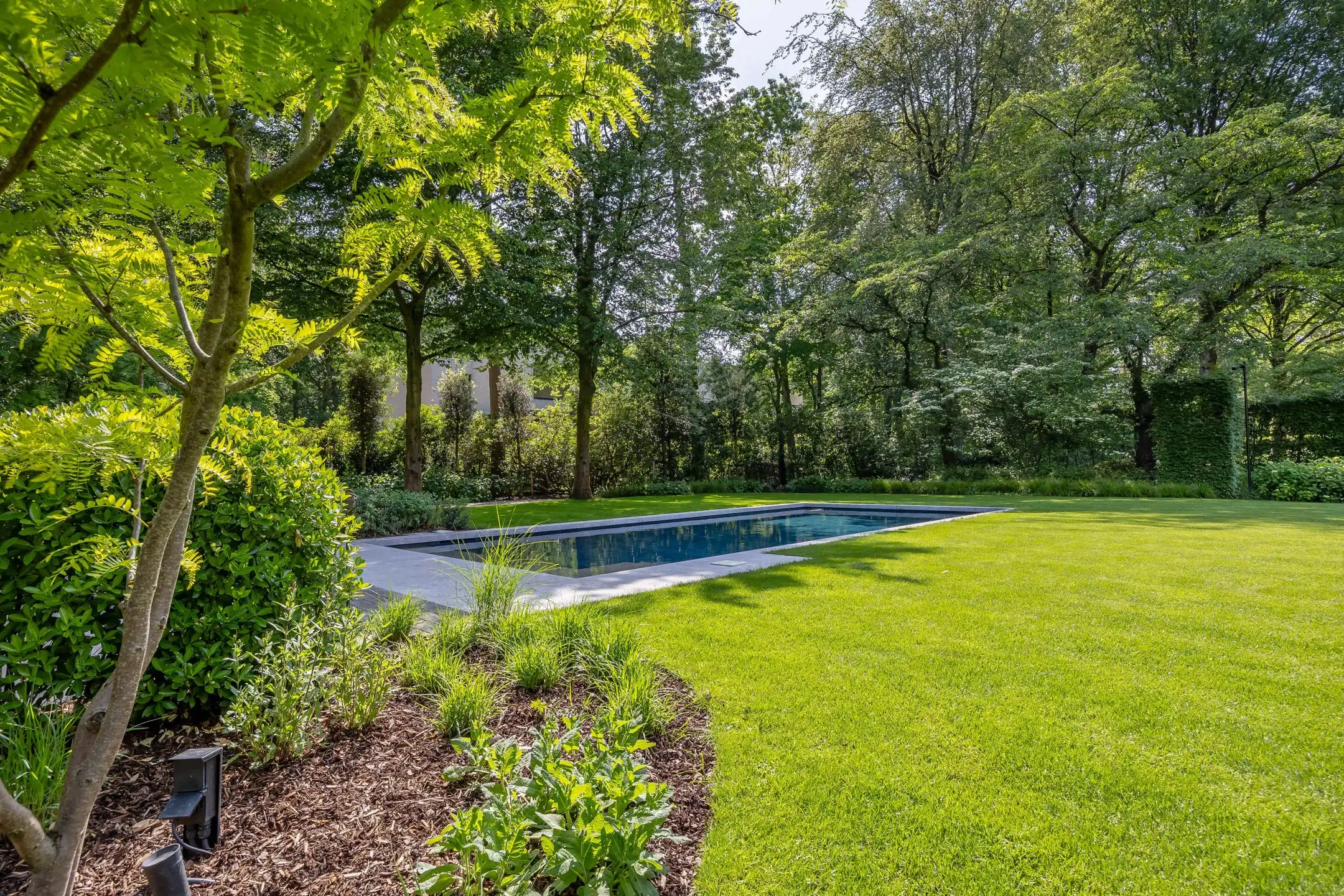 Architectenvilla met zwembad en ZW tuin in Hof Ter Linden foto 21