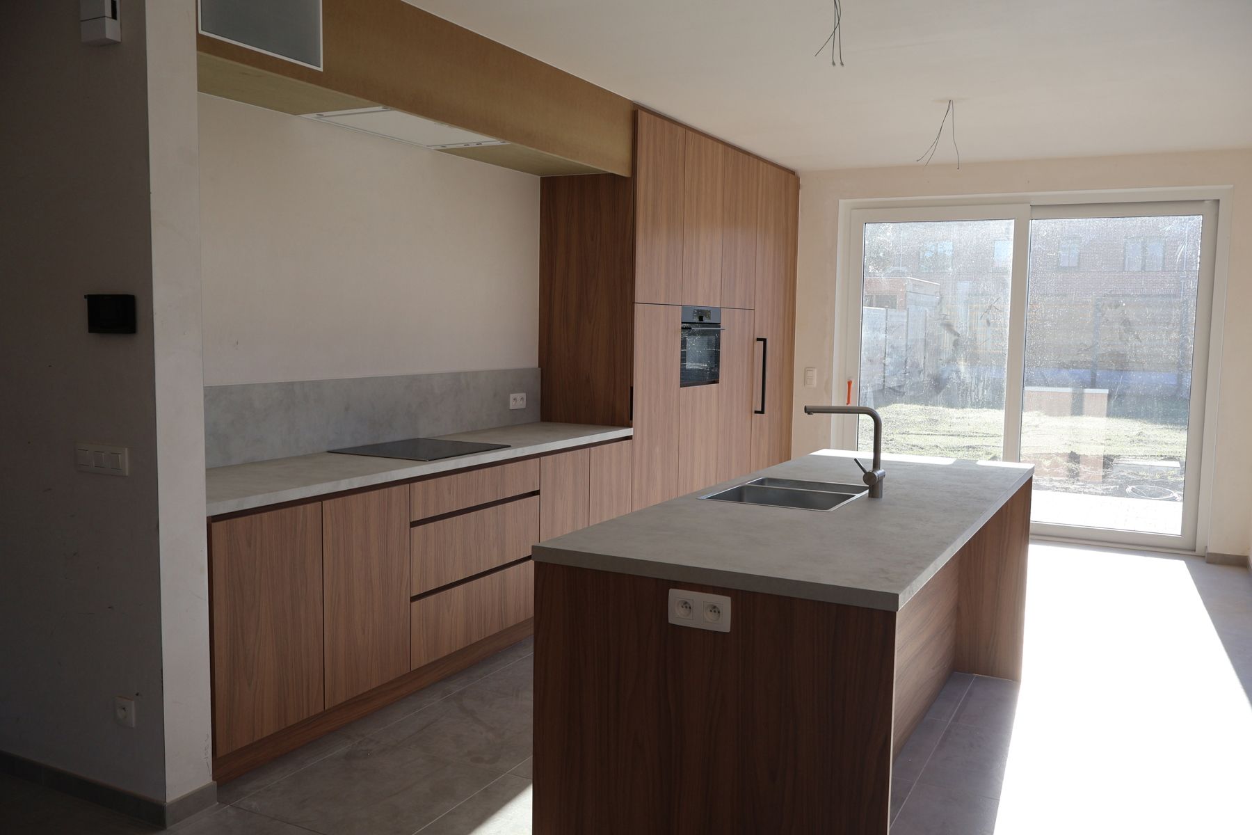 BEN-WONING MET 4 SLAAPKAMERS OP 364 M². foto 3