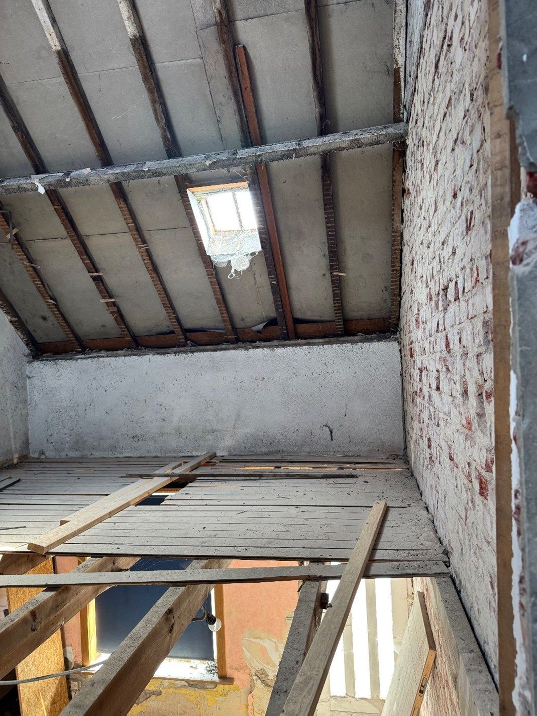 Gedeeltelijk afgebroken woning met potentieel te Koekelare foto 18