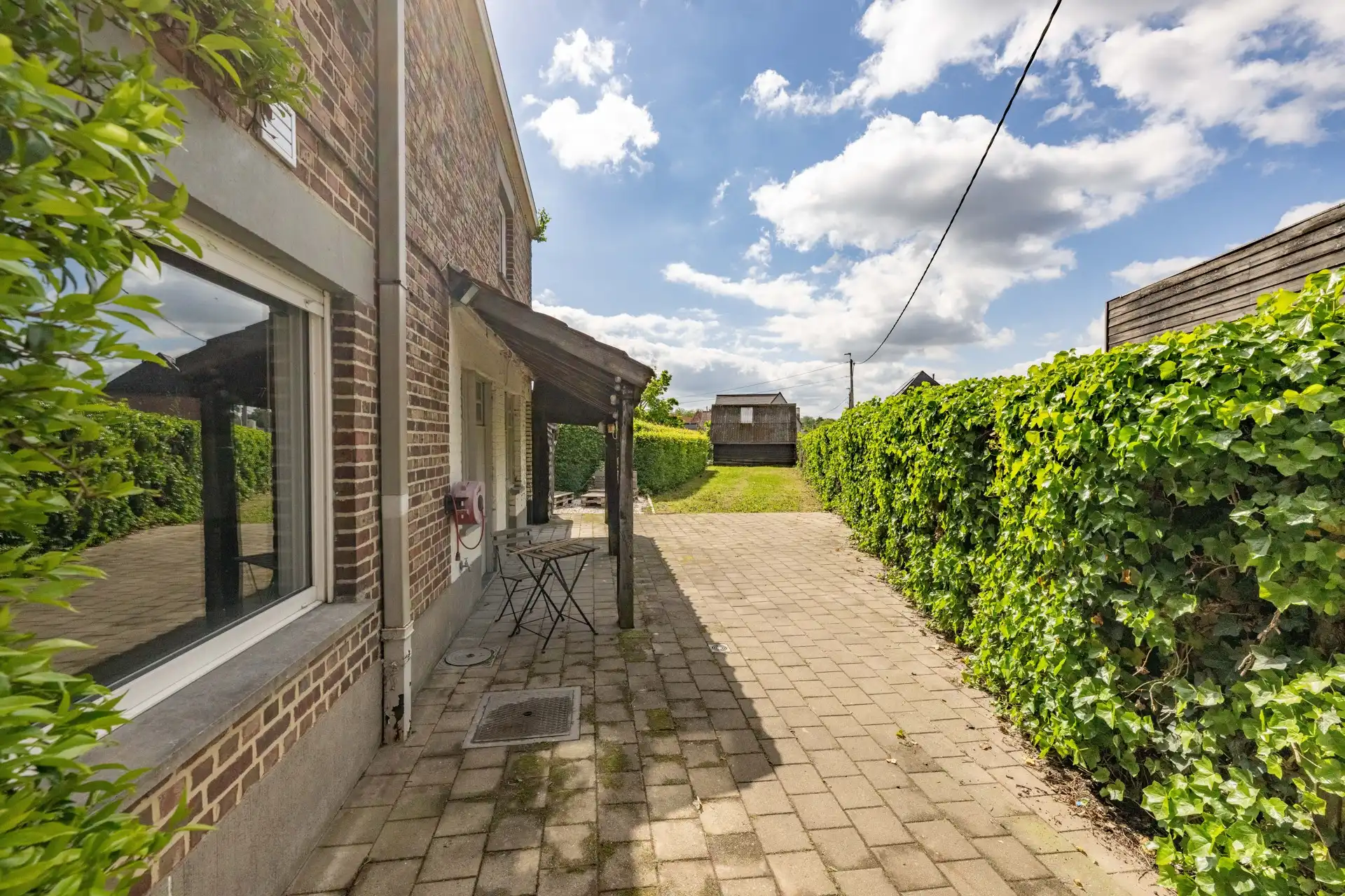 Karaktervolle herenwoning met tuin, garage en tal van mogelijkheden in hartje Vichte ✨ foto 19