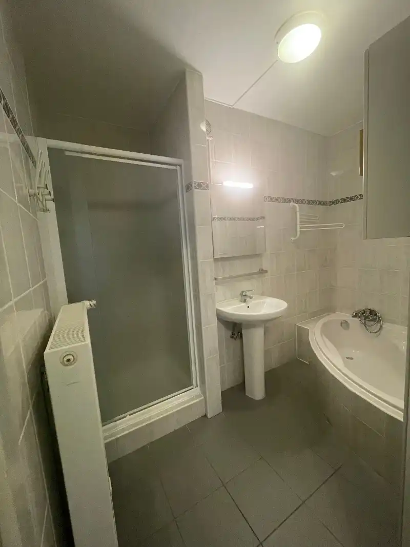 Zongericht appartement met centrale ligging in Oostduinkerke-bad, vlakbij de Zeedijk! foto 11