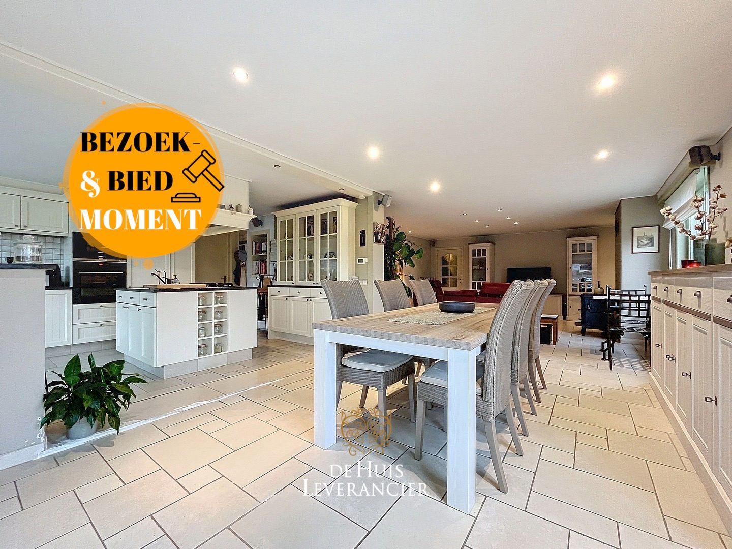B&B Moment : Uniek wonen in een gelijkvloerse vrijstaande woning in Kontich foto {{pictureIndex}}