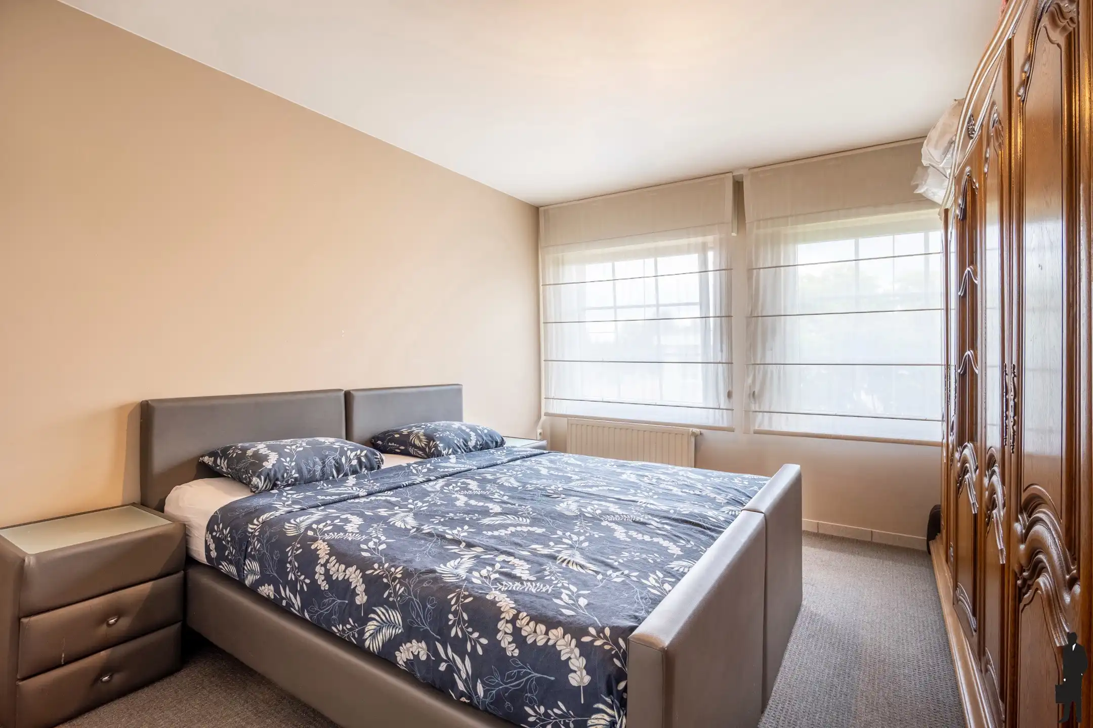 Ruime woning met 6 slpks. en grote kelder nabij Nederland foto 14