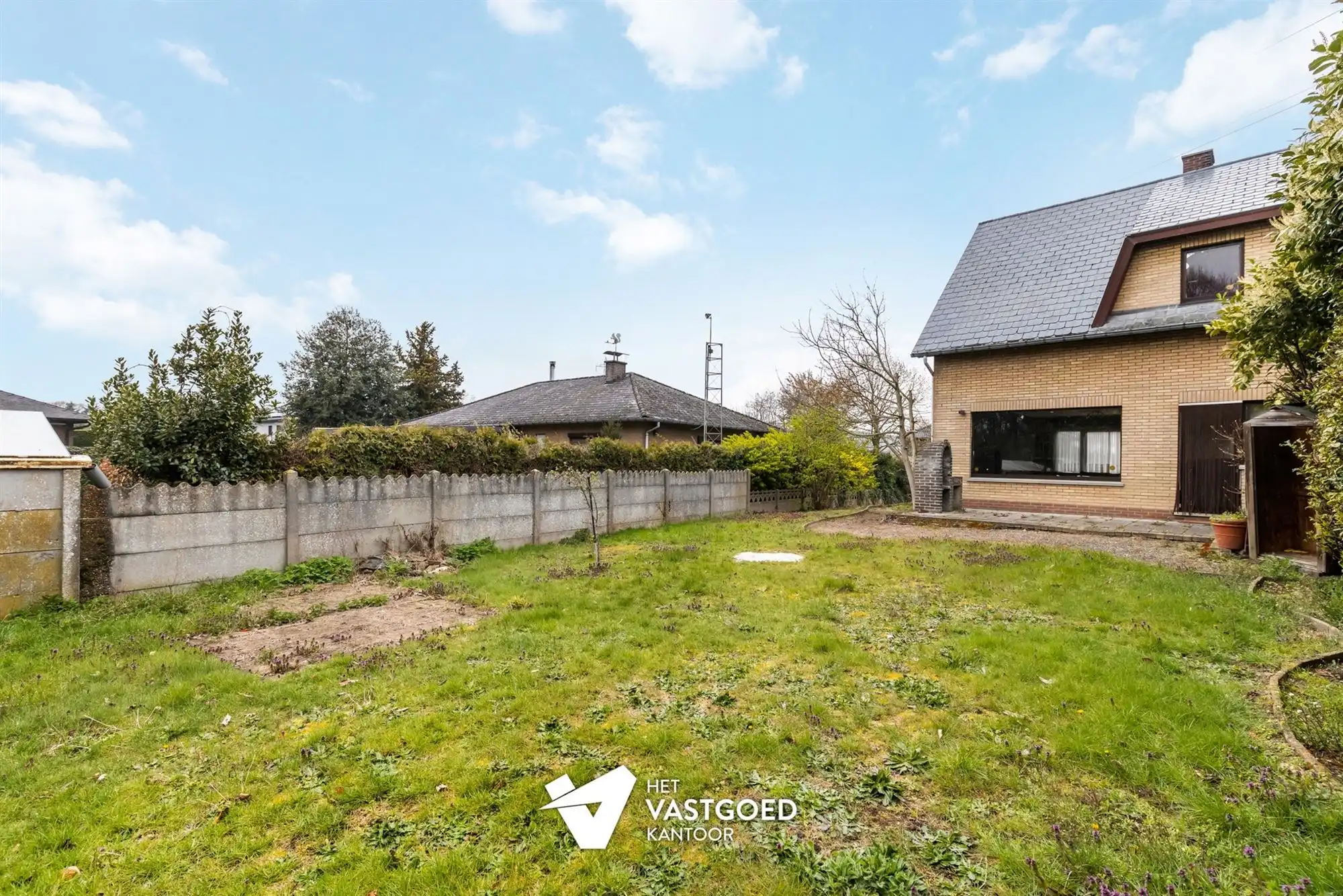 TE RENOVEREN WONING MET 3 SLAAPKAMERS OP CENTRALE LIGGING IN KOERSEL-CENTRUM foto 18