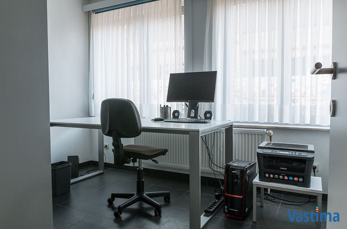 Lichtrijk leefappartement met 2 slaapkamers en terras foto 16