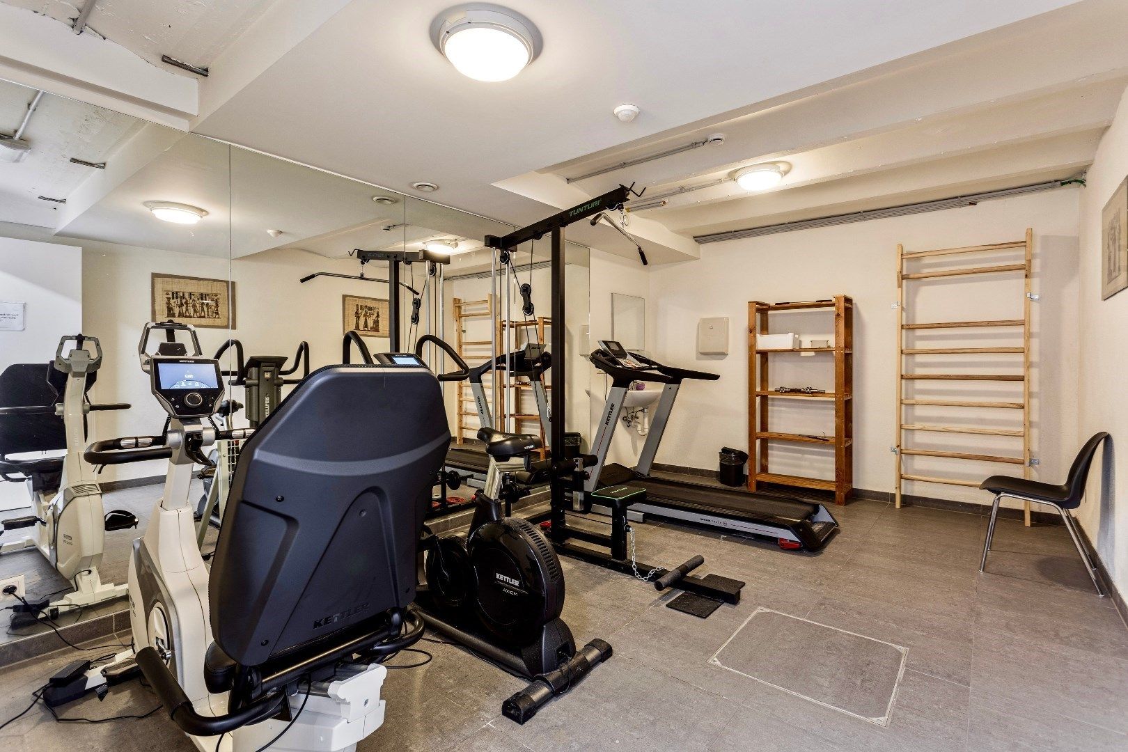 Moderne en ruime assistentiewoning te centrum Halle foto 12