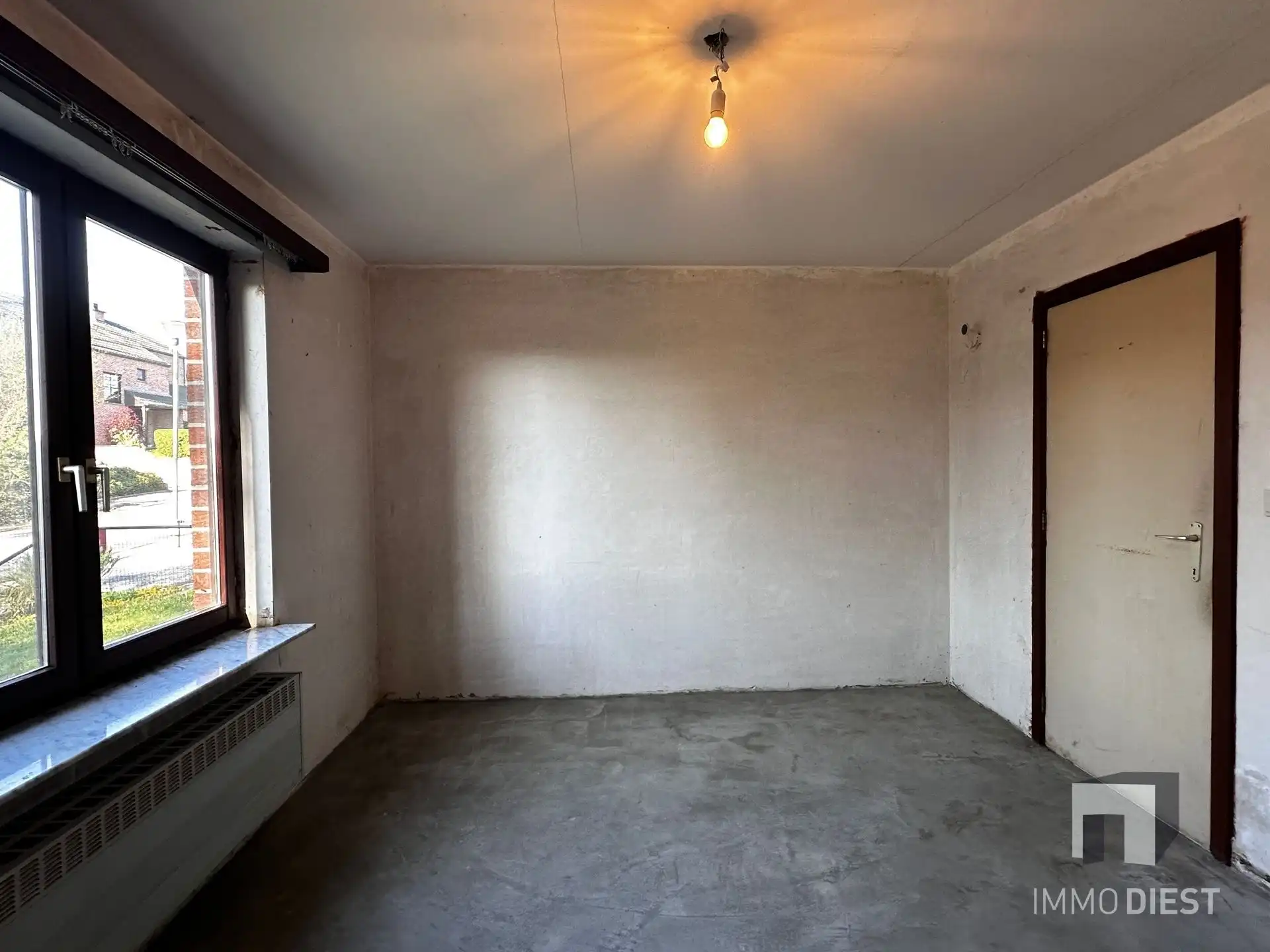 Te renoveren woning met 4 slaapkamers op Schellekensberg foto 14