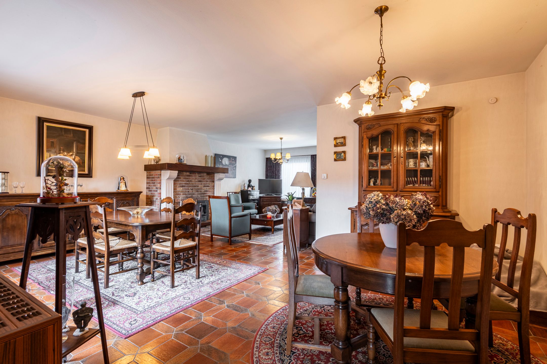 Charmante stadswoning nabij jachthaven met 3 slks en garage foto 9