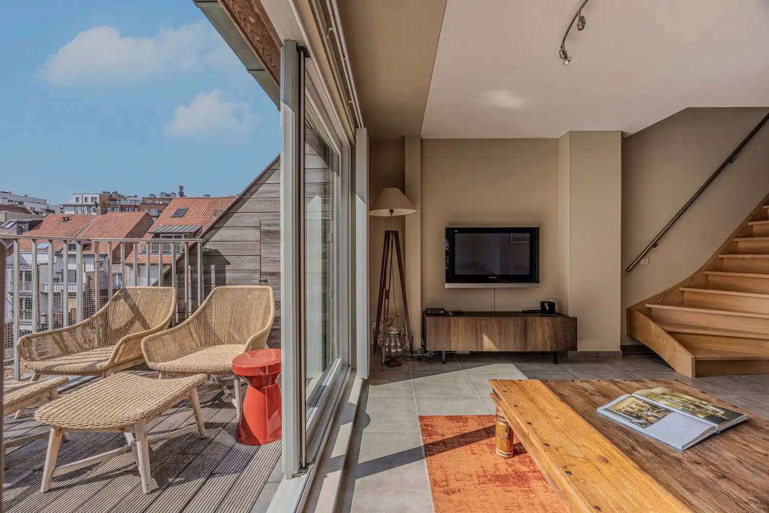Zonnige duplex met 2 terrassen en zijdelings zeezicht foto 20
