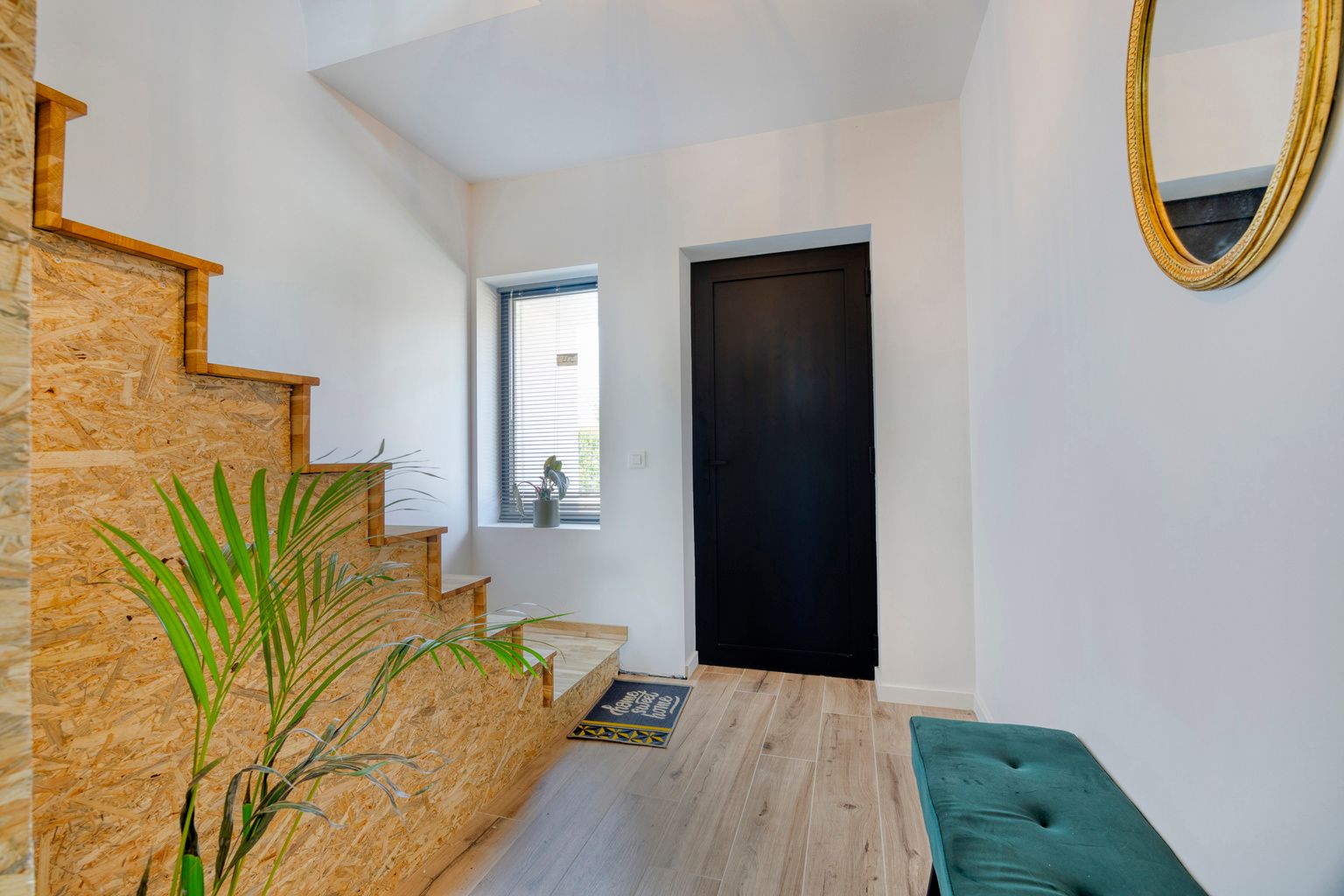 instapklare, volledig gerenoveerde woning met tuin in Tienen foto 3