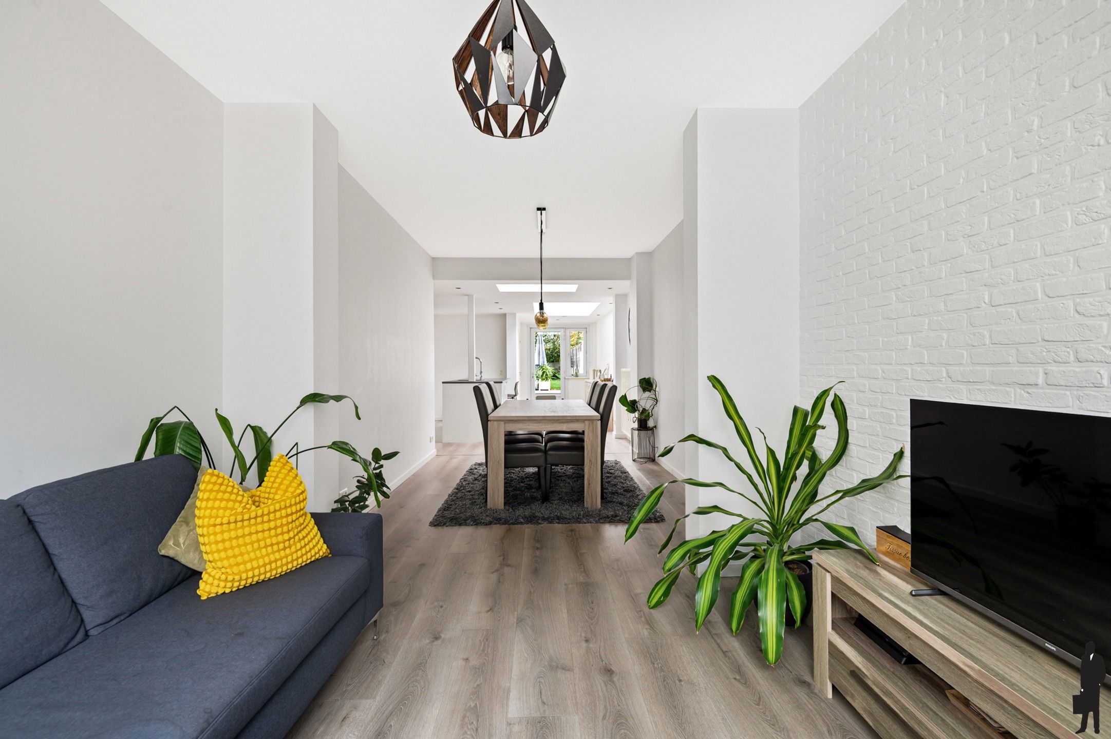 Instapklare woning met 3 slpks en ZW tuin in centrum Kontich foto 9