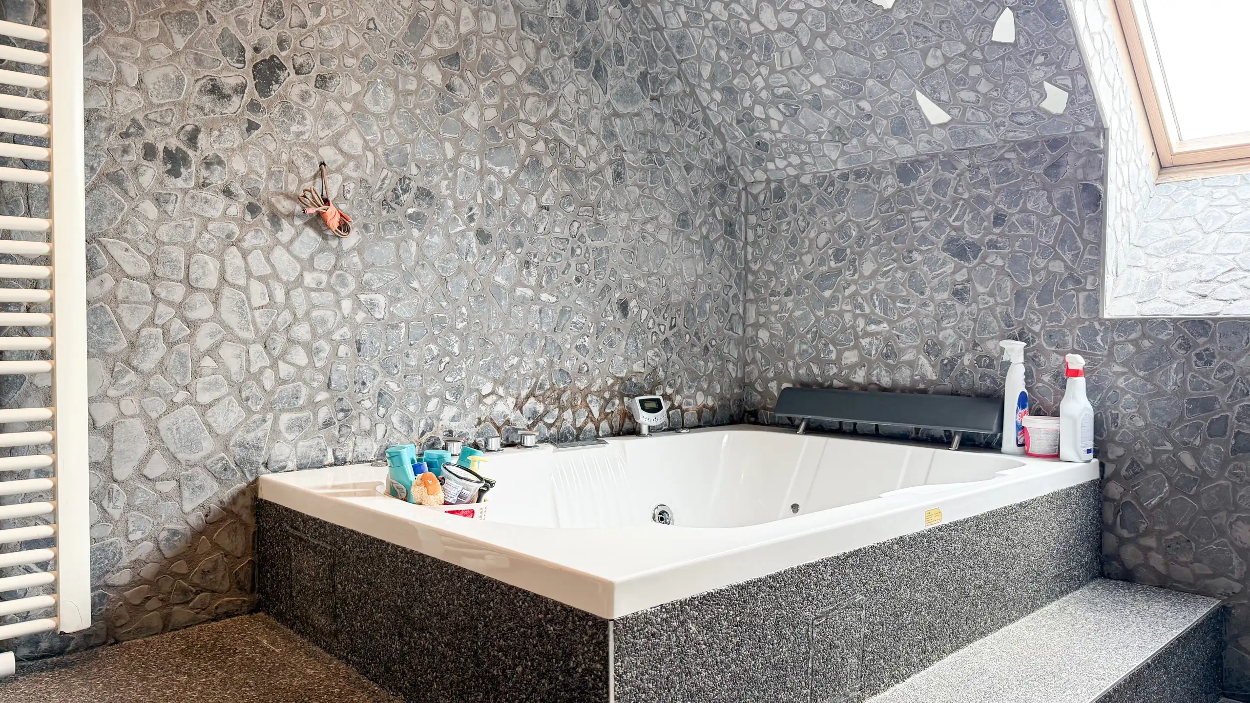 Ruim energiezuinig duplex appartement met 3 slaapkamers! foto 26