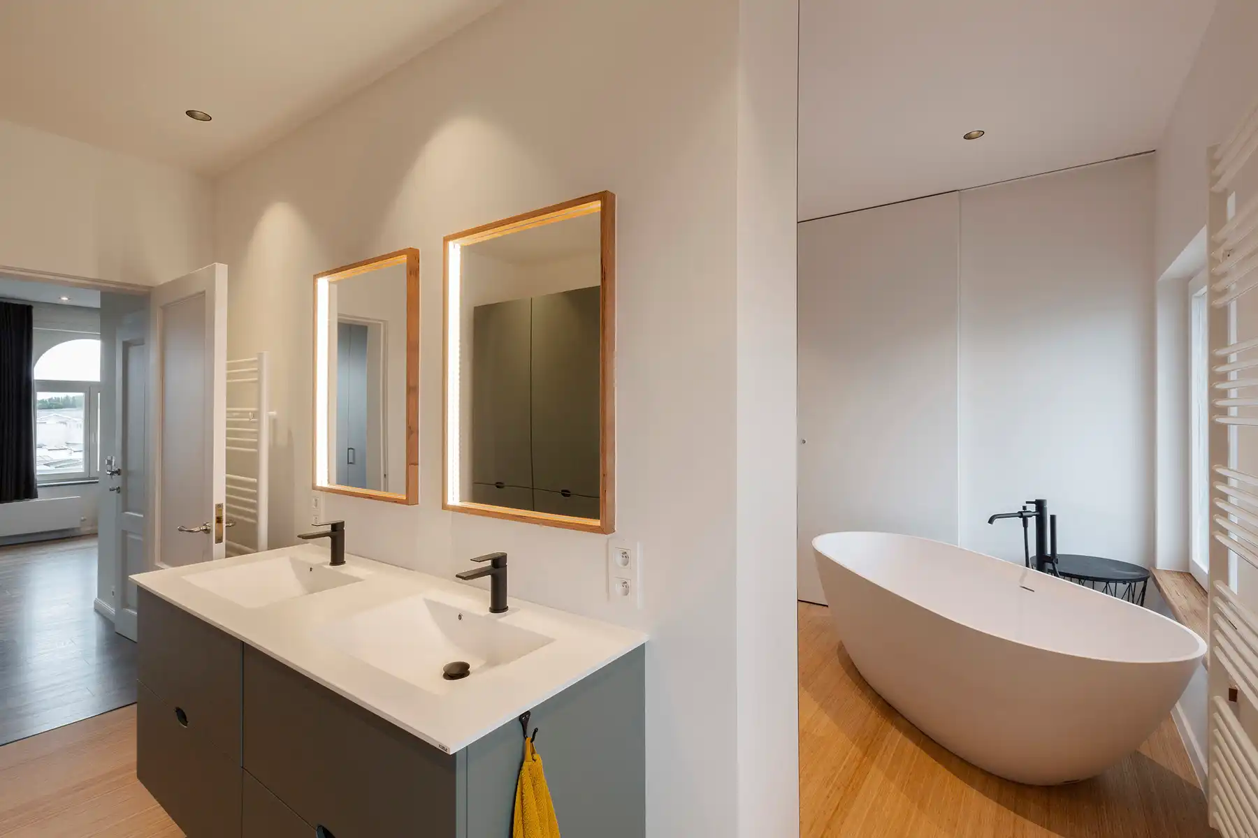 Karaktervolle herenwoning met tuin, koetshuis en veel ruimte foto 12