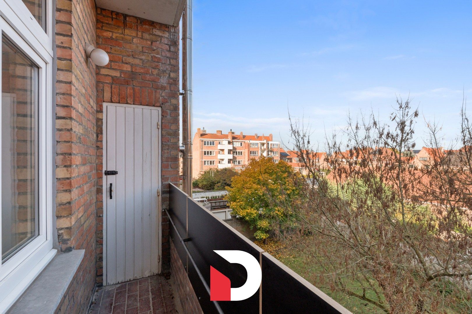 Gerenoveerd appartement 2 slk met zicht op Graaf Visartpark foto 13