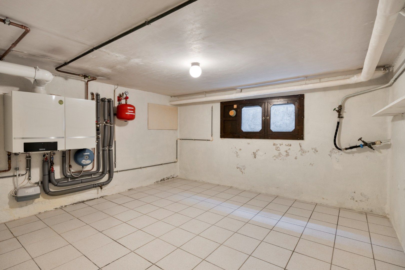 Te renoveren woning met 4 ruime slpks en praktijkruimte op 493 m² te St.-Jozef-Olen ! foto 22