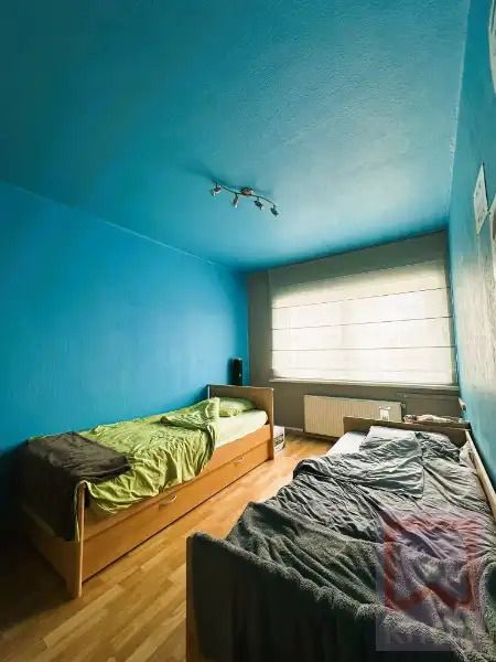 Instapklare gezinswoning met 4 slaapkamers, mooie grote tuin en ruime parkeermogelijkheden foto 18
