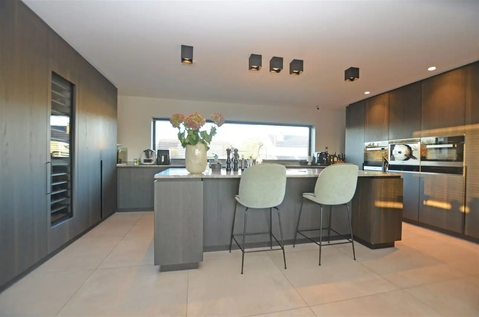 Landelijk gelegen villa met weids zicht. foto 8