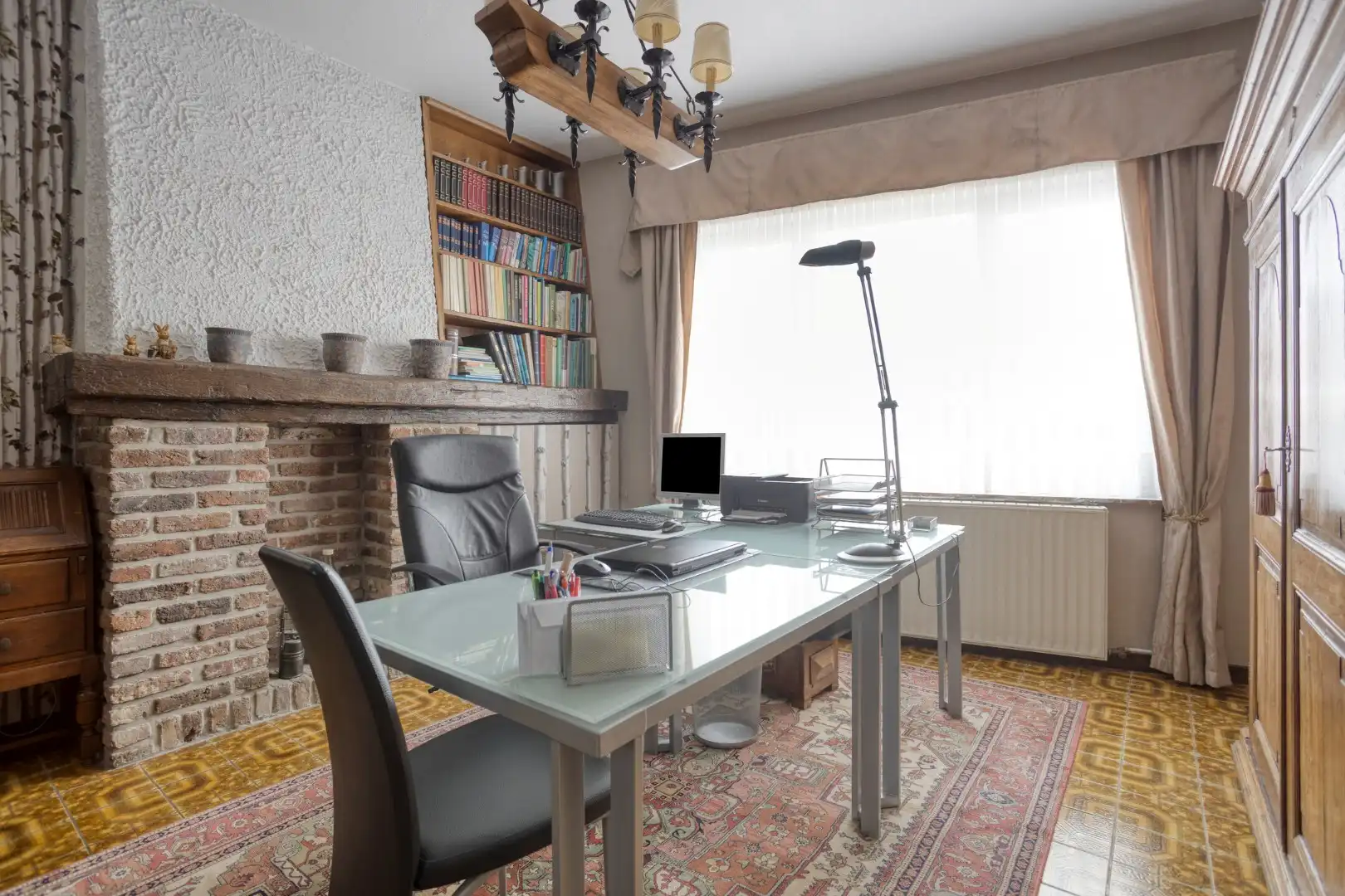 Instapklare woning met grote garage en tuin - aan centrum Tongeren foto 4