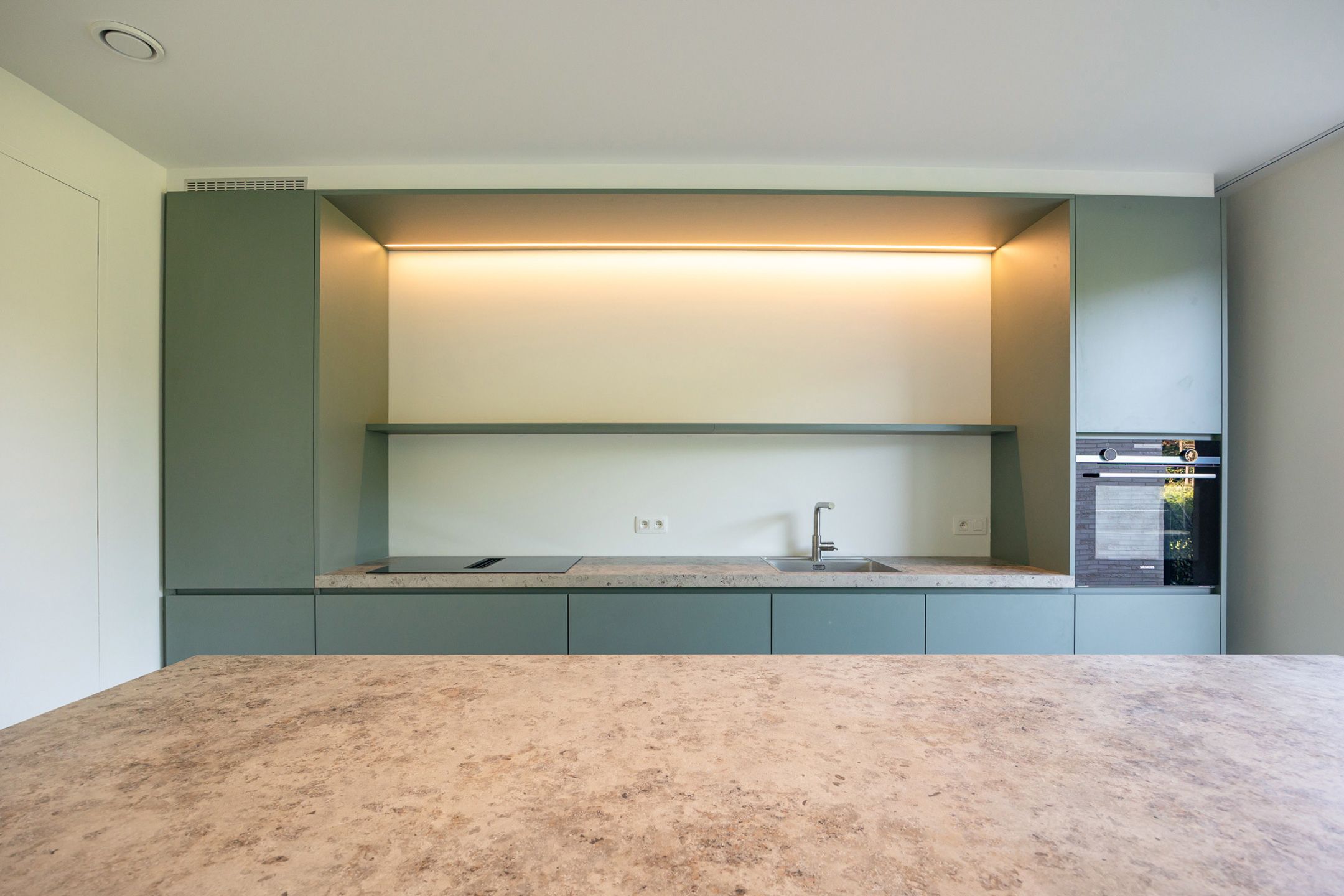 Nieuwbouwwoning met 3 slaapkamers en een prachtig open uitzicht foto 5