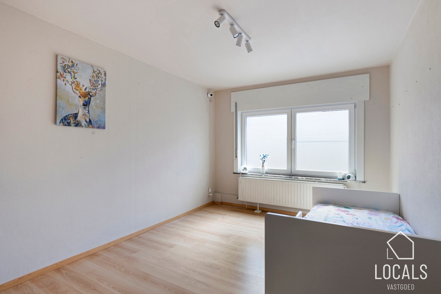 Halfopen bebouwing met 3 slpks, tuin en garage  foto 16