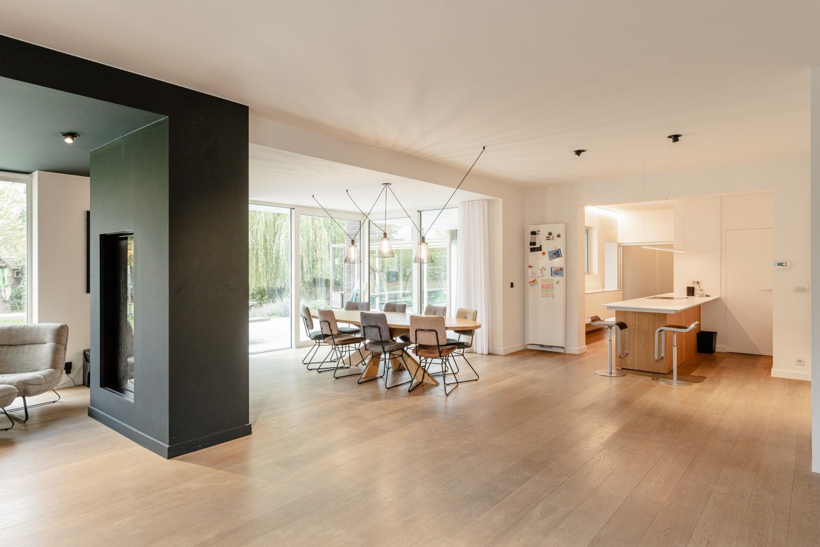 UNIEKE HIGH-END TOTAAL GERENOVEERDE WONING HARTJE HERZELE foto 7