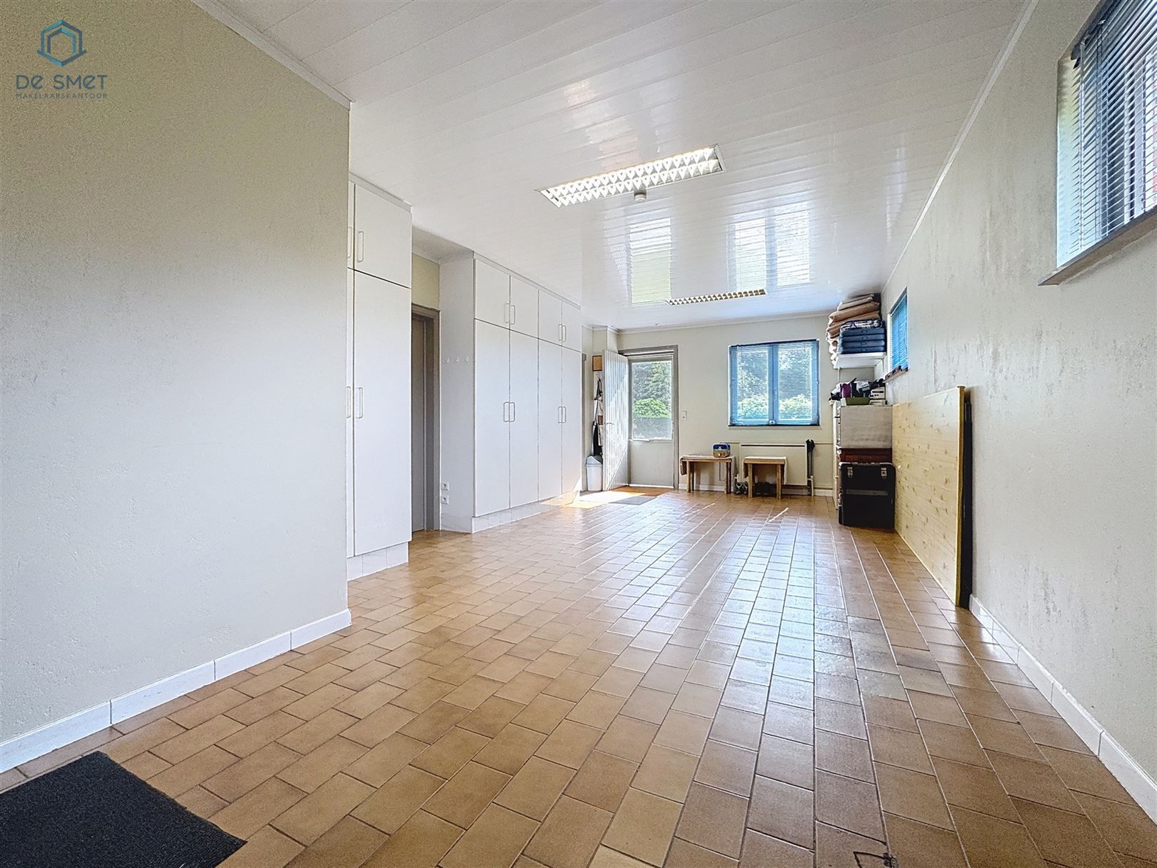 Ruime open bebouwing met 3 slks en prachtige tuin foto 17
