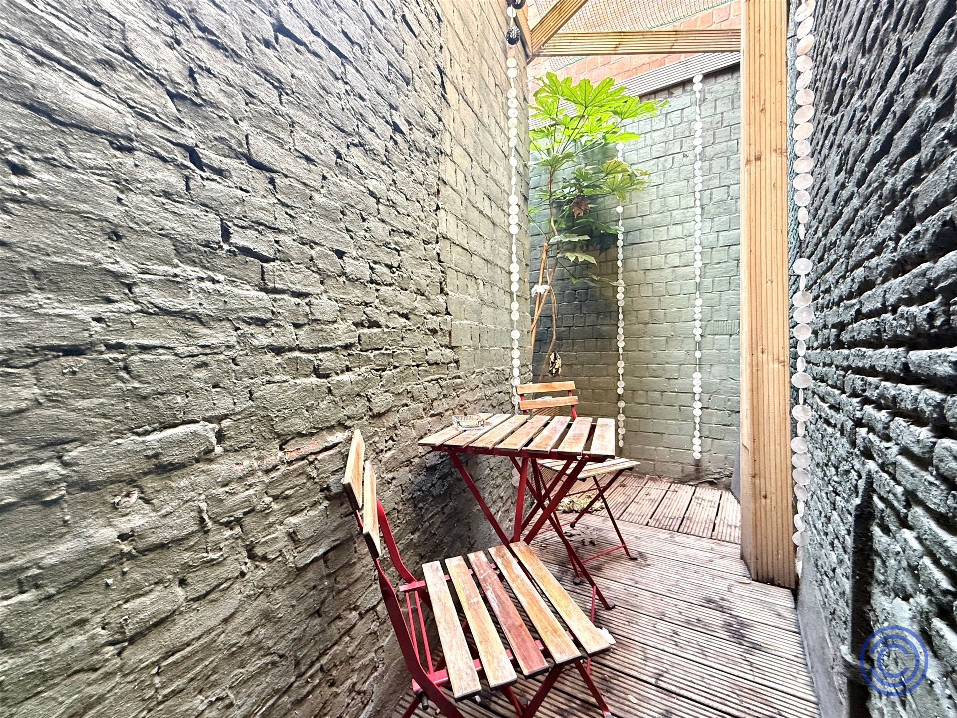 Vergund en instapklaar pand met handelspand en 4 studio's voor Airbnb! foto 12