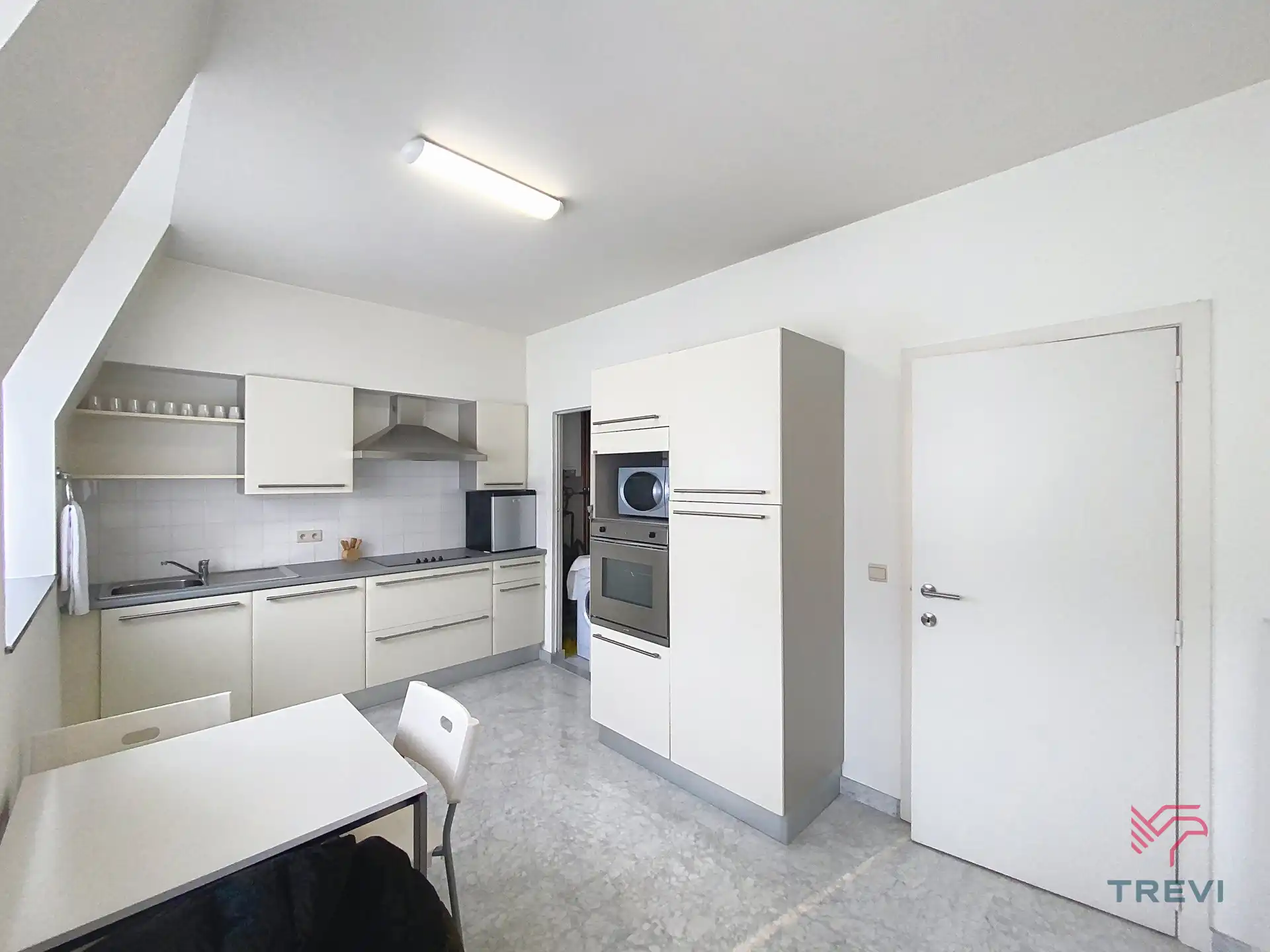 Mooie gemeubileerde duplex met 1 slaapkamer foto 5