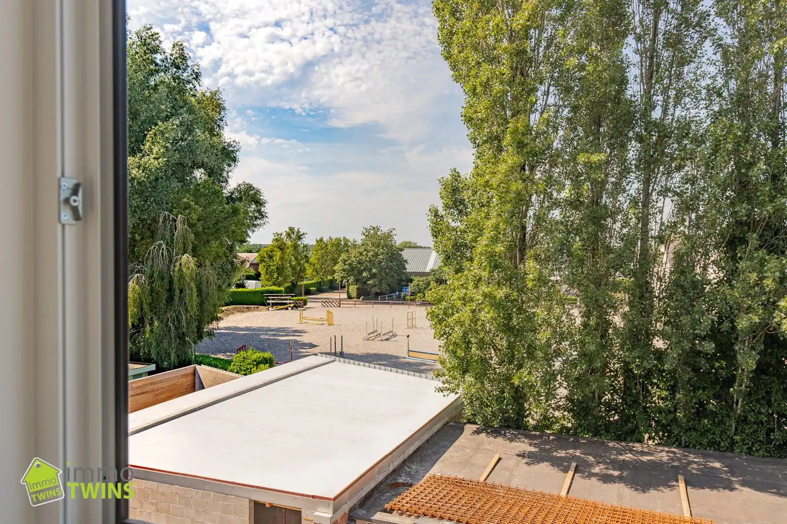 Ruim totaal gerenoveerd appartement van 119 m² met terras, staanplaats en garage te Appels bij Dendermonde foto 18